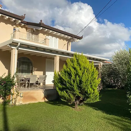 Sabina Villa *